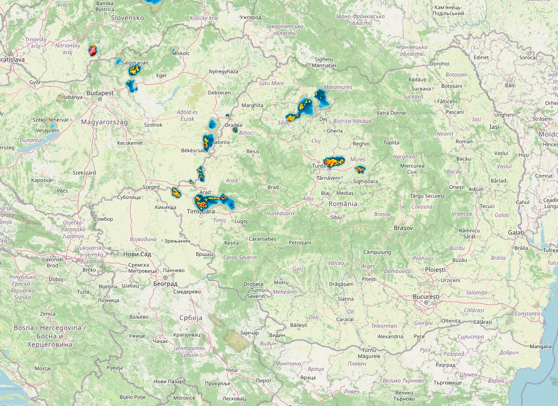 Hartă radar RainViewer cu precipitațiile din România pentru buletinul Meteo agricol România de la ora 21:00.