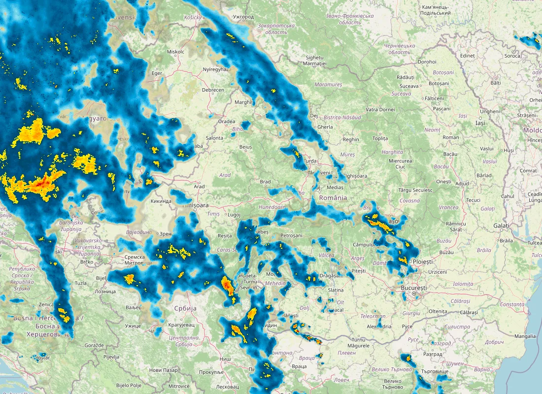 Hartă radar RainViewer cu precipitațiile din România pentru buletinul Meteo agricol România de la ora 05:00.