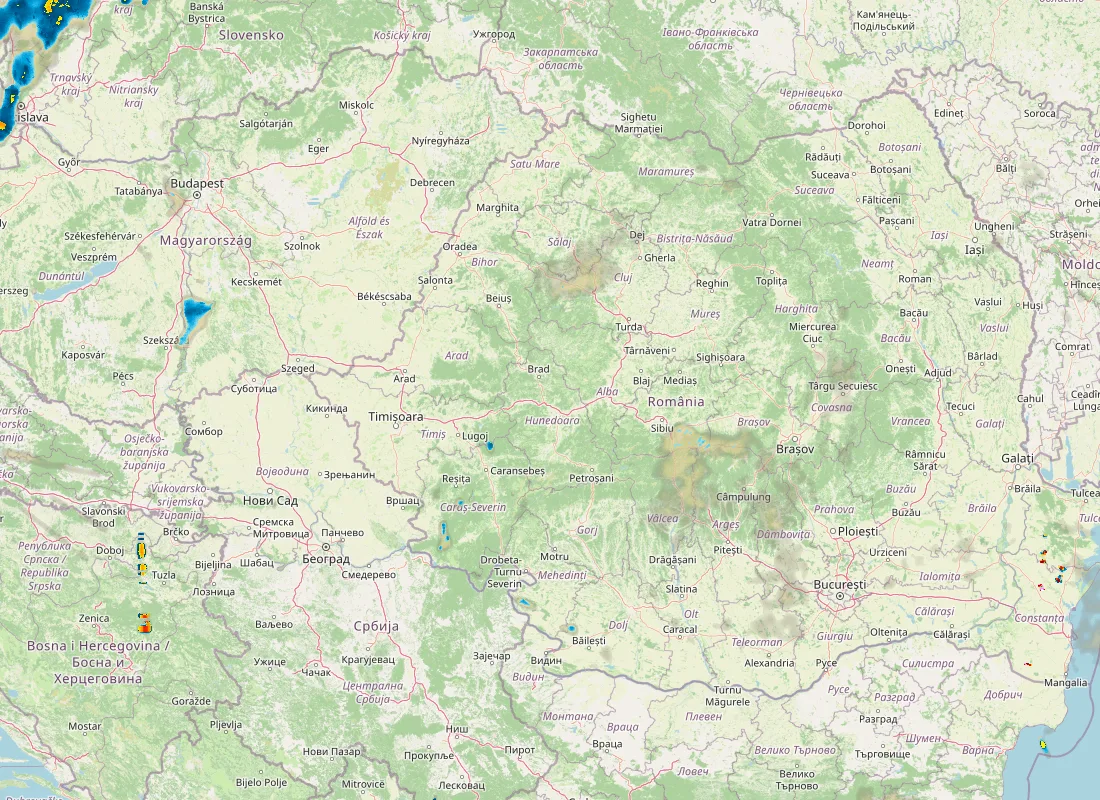 Hartă radar RainViewer cu precipitațiile din România pentru buletinul Meteo agricol România de la ora 05:00.
