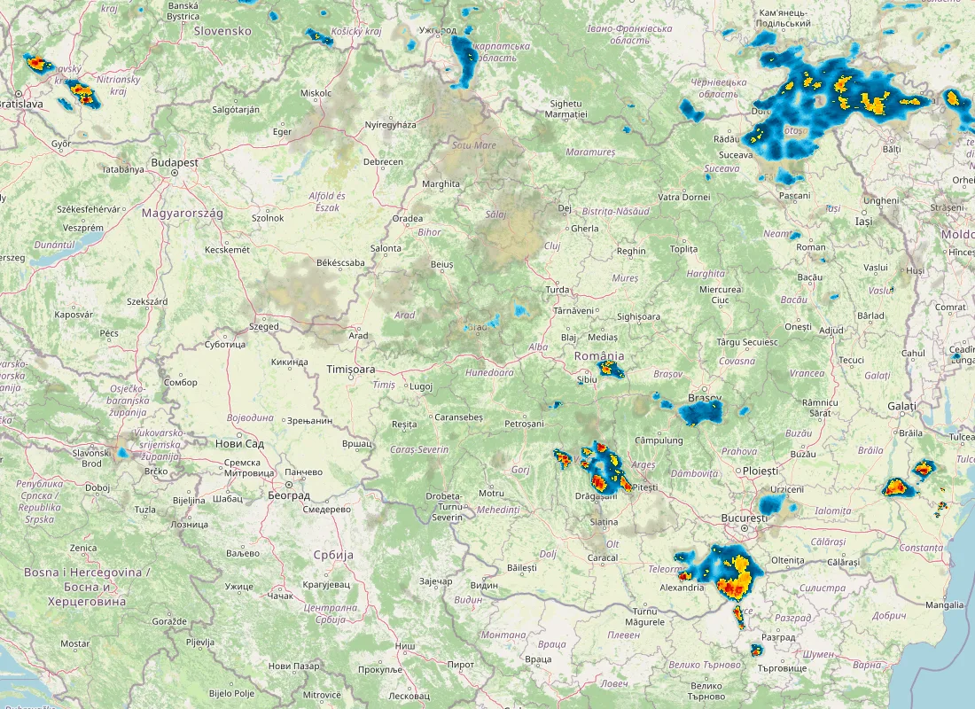Hartă radar RainViewer cu precipitațiile din România pentru buletinul Meteo agricol România de la ora 05:00.