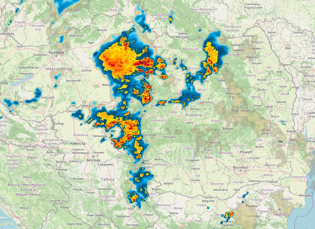 Hartă radar RainViewer cu precipitațiile din România pentru buletinul Meteo agricol România de la ora 05:00.