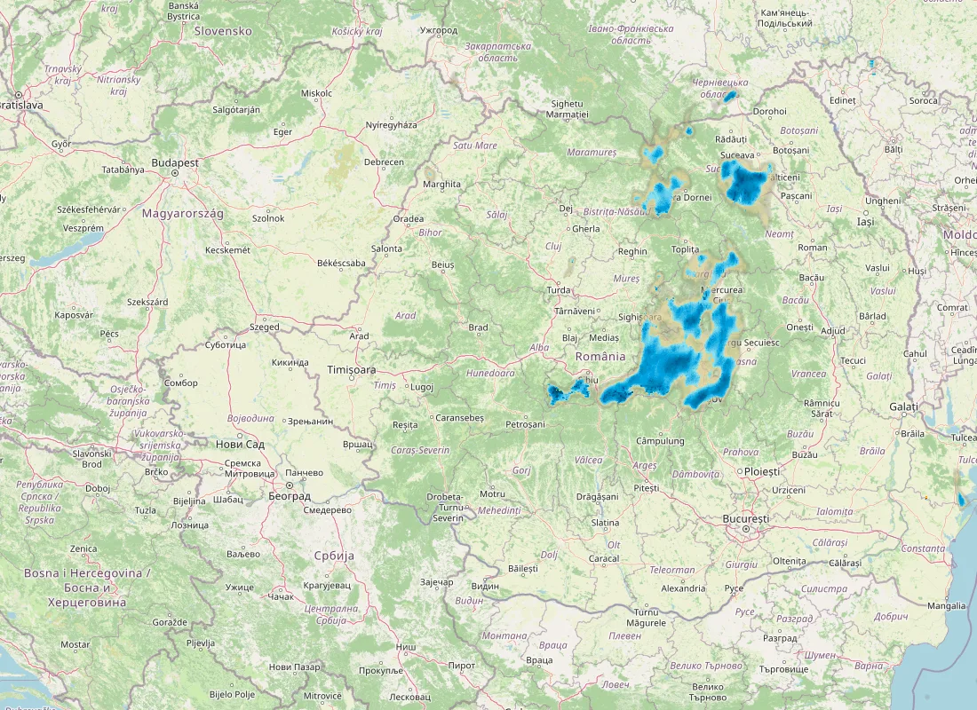 Hartă radar RainViewer cu precipitațiile din România pentru buletinul Meteo agricol România de la ora 18:00.