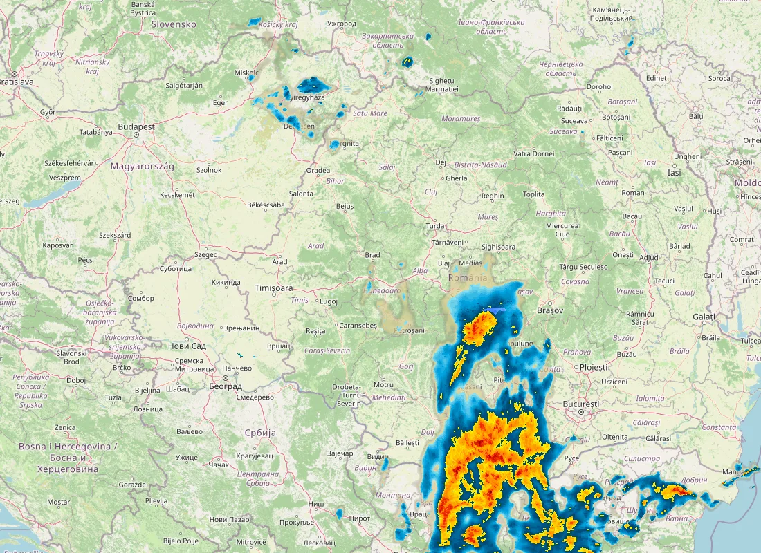 Hartă radar RainViewer cu precipitațiile din România pentru buletinul Meteo agricol România de la ora 05:00.