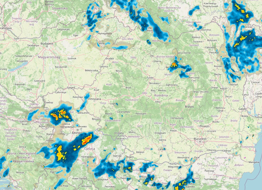 Hartă radar RainViewer cu precipitațiile din România pentru buletinul Meteo agricol România de la ora 21:00.