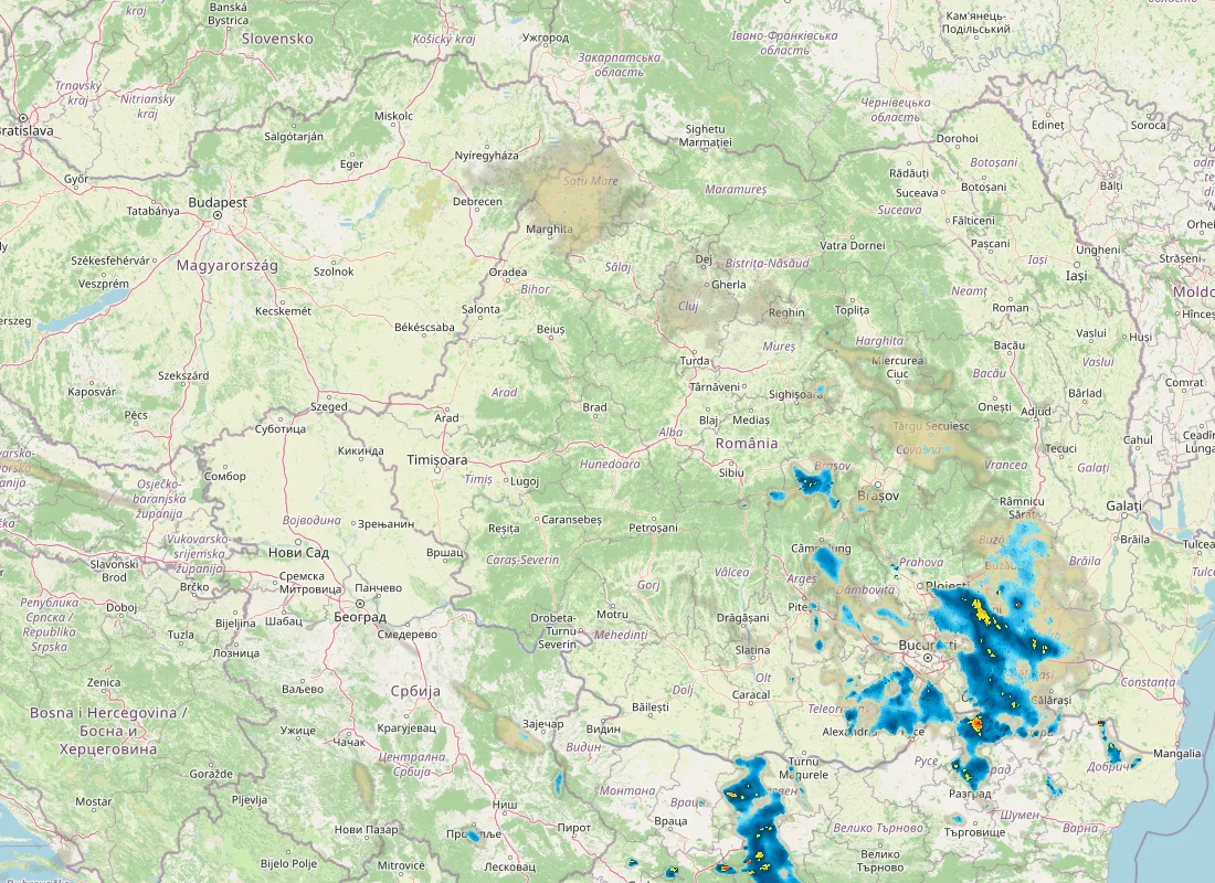 Hartă radar RainViewer cu precipitațiile din România pentru buletinul Meteo agricol România de la ora 12:00.