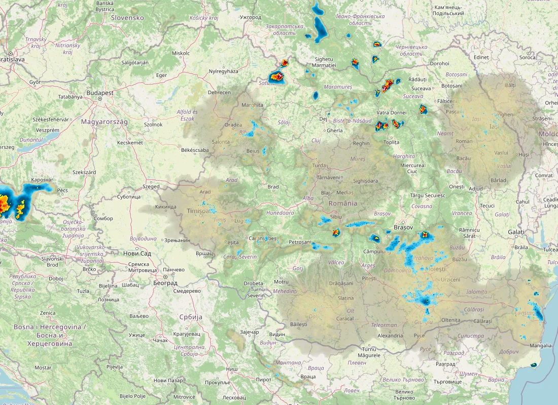 Hartă radar RainViewer cu precipitațiile din România pentru buletinul Meteo agricol România de la ora 12:00.