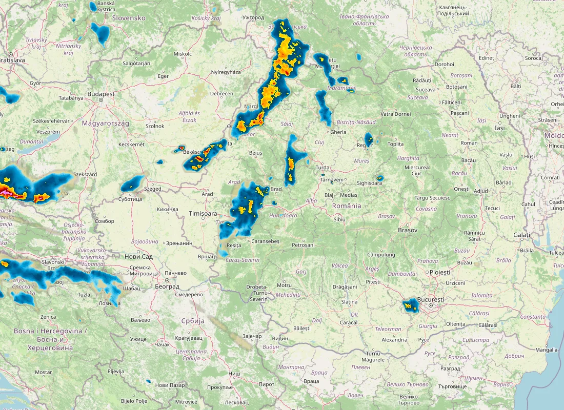 Hartă radar RainViewer cu precipitațiile din România pentru buletinul Meteo agricol România de la ora 21:00.