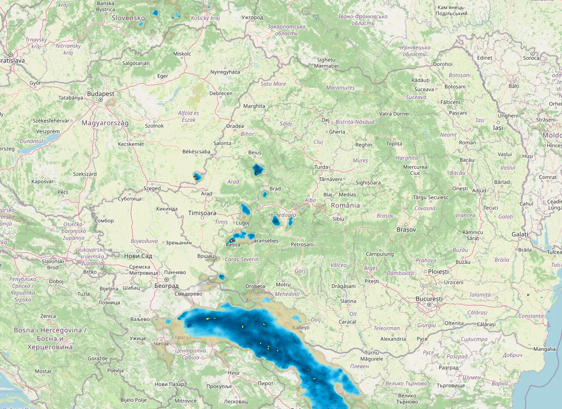 Hartă radar RainViewer cu precipitațiile din România pentru buletinul Meteo agricol România de la ora 18:00.