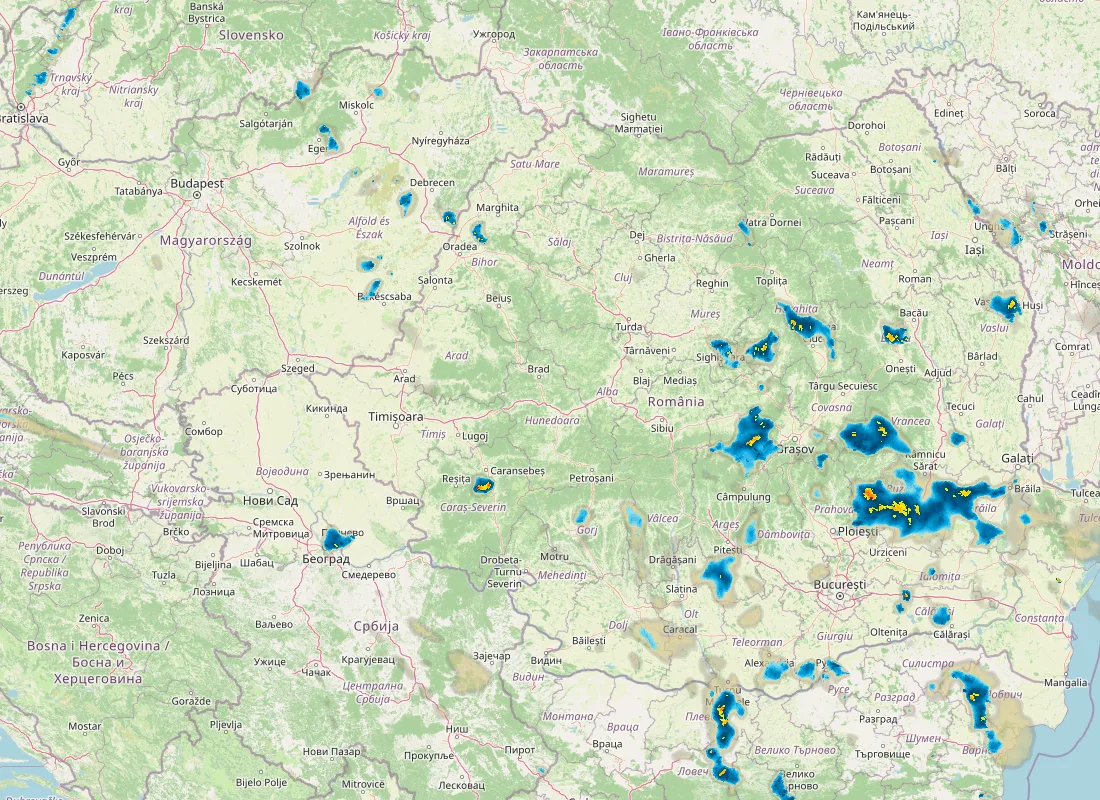 Hartă radar RainViewer cu precipitațiile din România pentru buletinul Meteo agricol România de la ora 21:00.