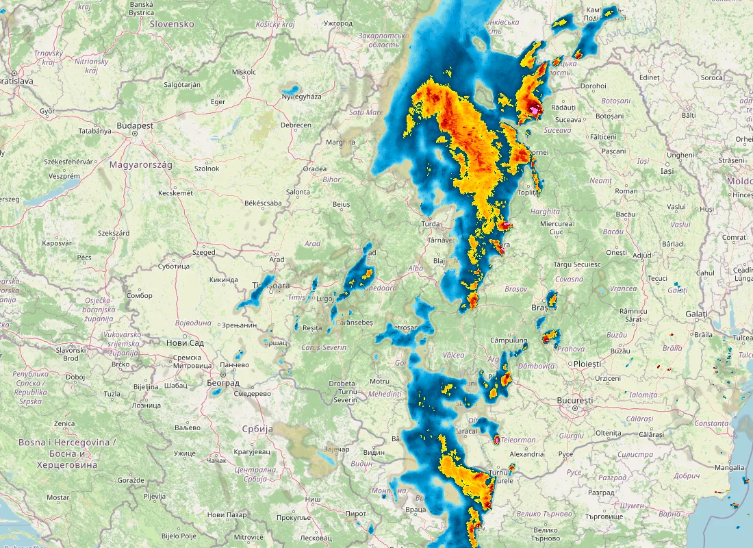 Hartă radar RainViewer cu precipitațiile din România pentru buletinul Meteo agricol România de la ora 21:00.
