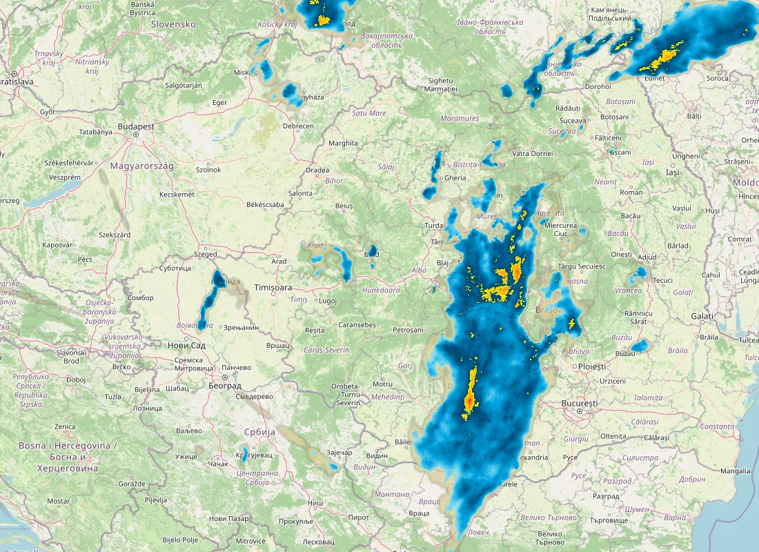 Hartă radar RainViewer cu precipitațiile din România pentru buletinul Meteo agricol România de la ora 21:00.