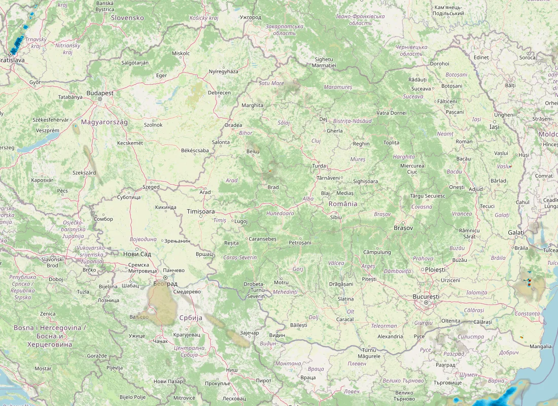 Hartă radar RainViewer cu precipitațiile din România pentru buletinul Meteo agricol România de la ora 21:00.