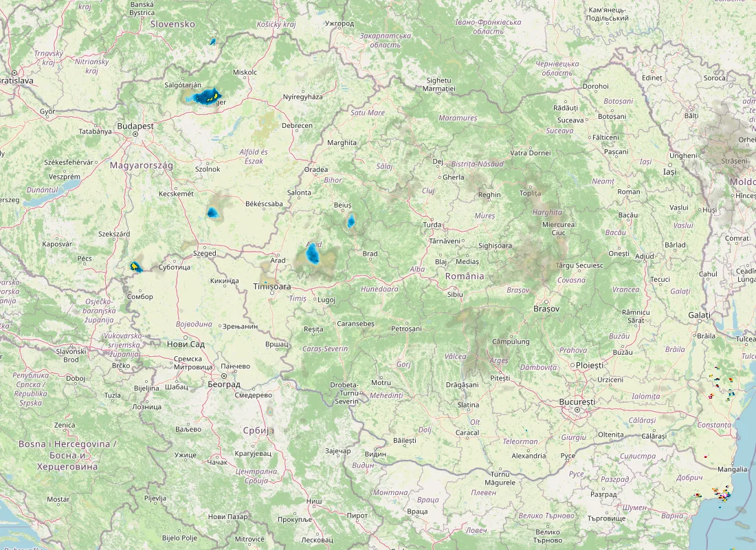 Hartă radar RainViewer cu precipitațiile din România pentru buletinul Meteo agricol România de la ora 05:00.