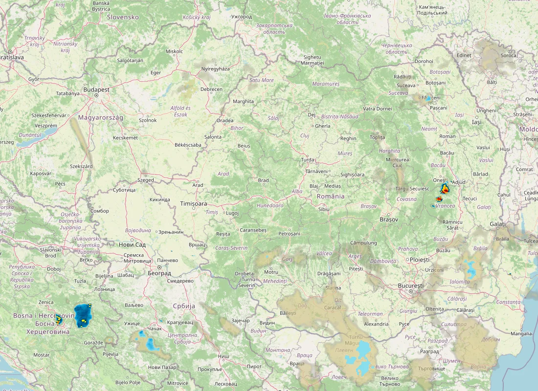 Hartă radar RainViewer cu precipitațiile din România pentru buletinul Meteo agricol România de la ora 21:00.