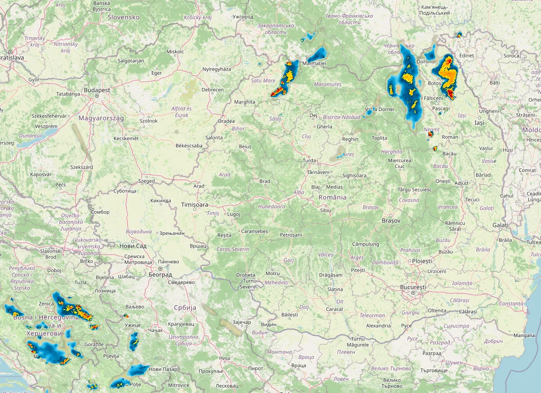 Hartă radar RainViewer cu precipitațiile din România pentru buletinul Meteo agricol România de la ora 18:00.