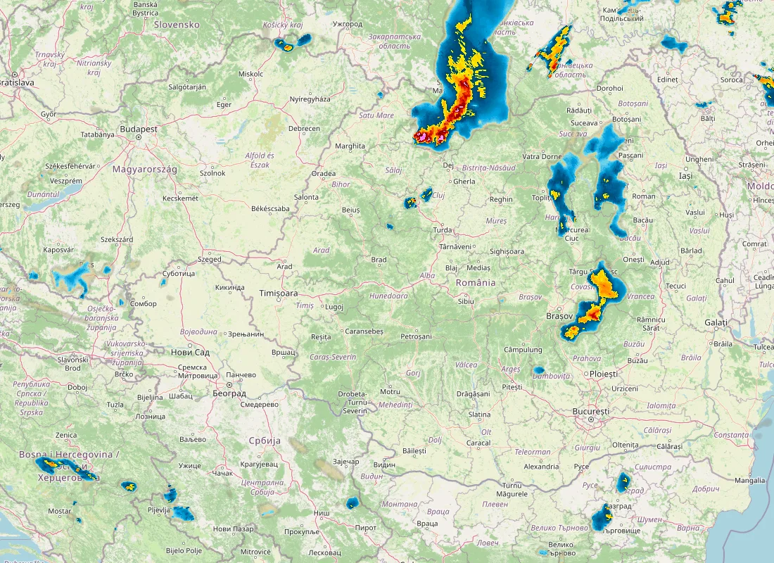 Hartă radar RainViewer cu precipitațiile din România pentru buletinul Meteo agricol România de la ora 21:00.