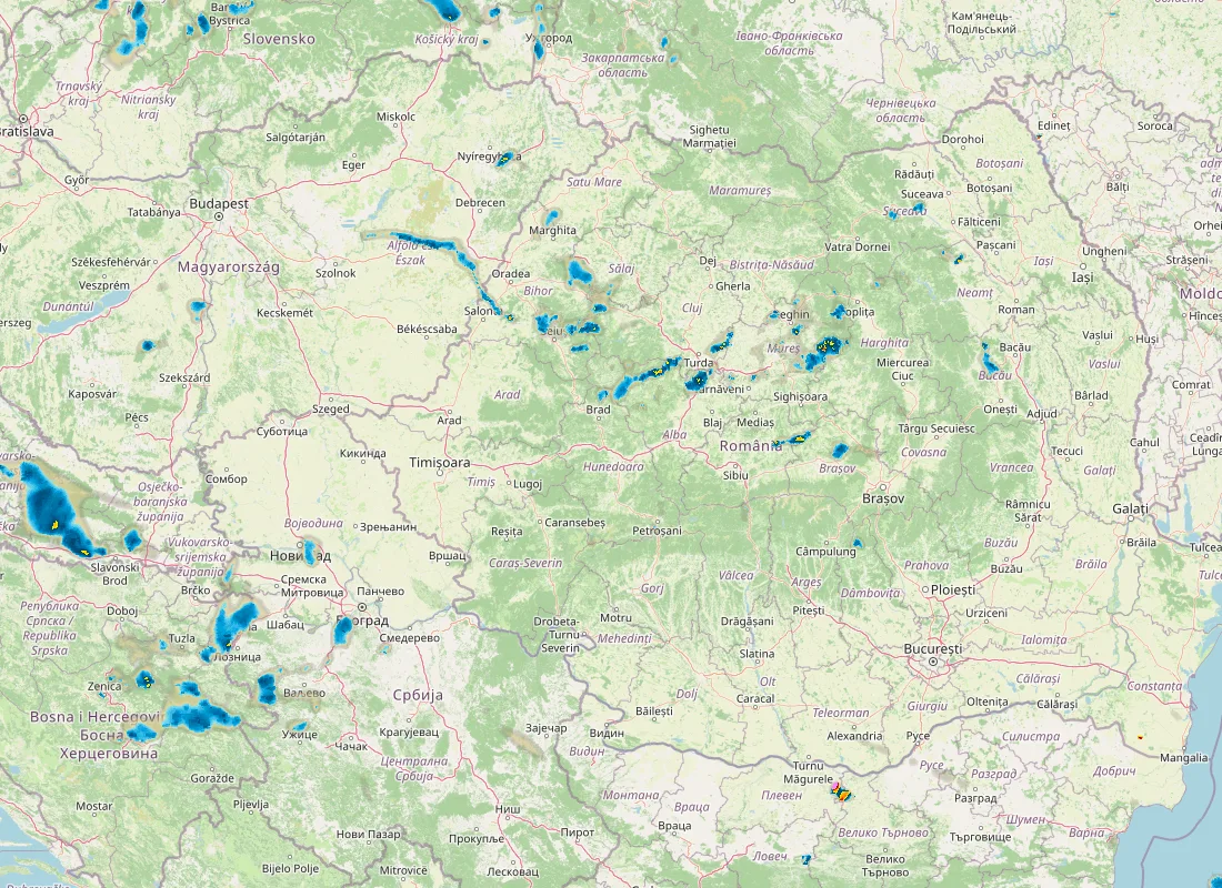 Hartă radar RainViewer cu precipitațiile din România pentru buletinul Meteo agricol România de la ora 12:00.