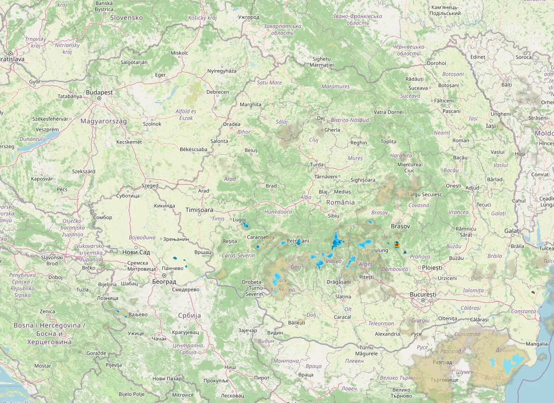 Hartă radar RainViewer cu precipitațiile din România pentru buletinul Meteo agricol România de la ora 05:00.
