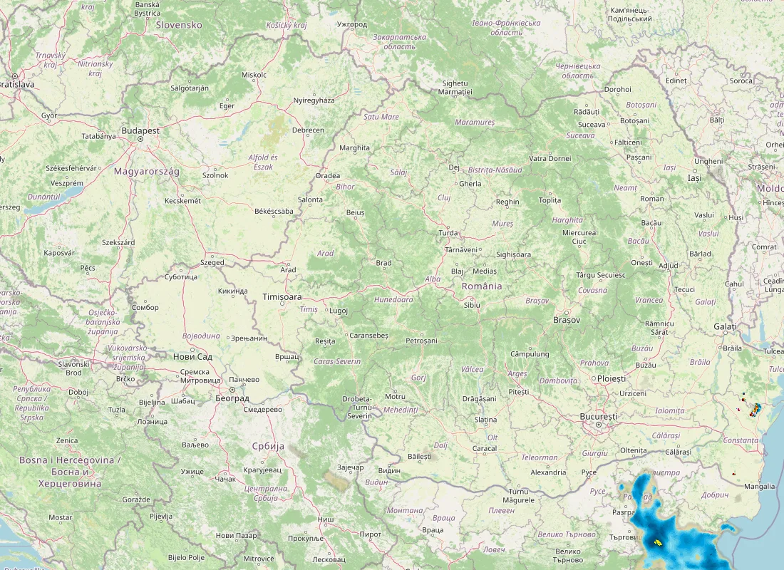Hartă radar RainViewer cu precipitațiile din România pentru buletinul Meteo agricol România de la ora 12:00.