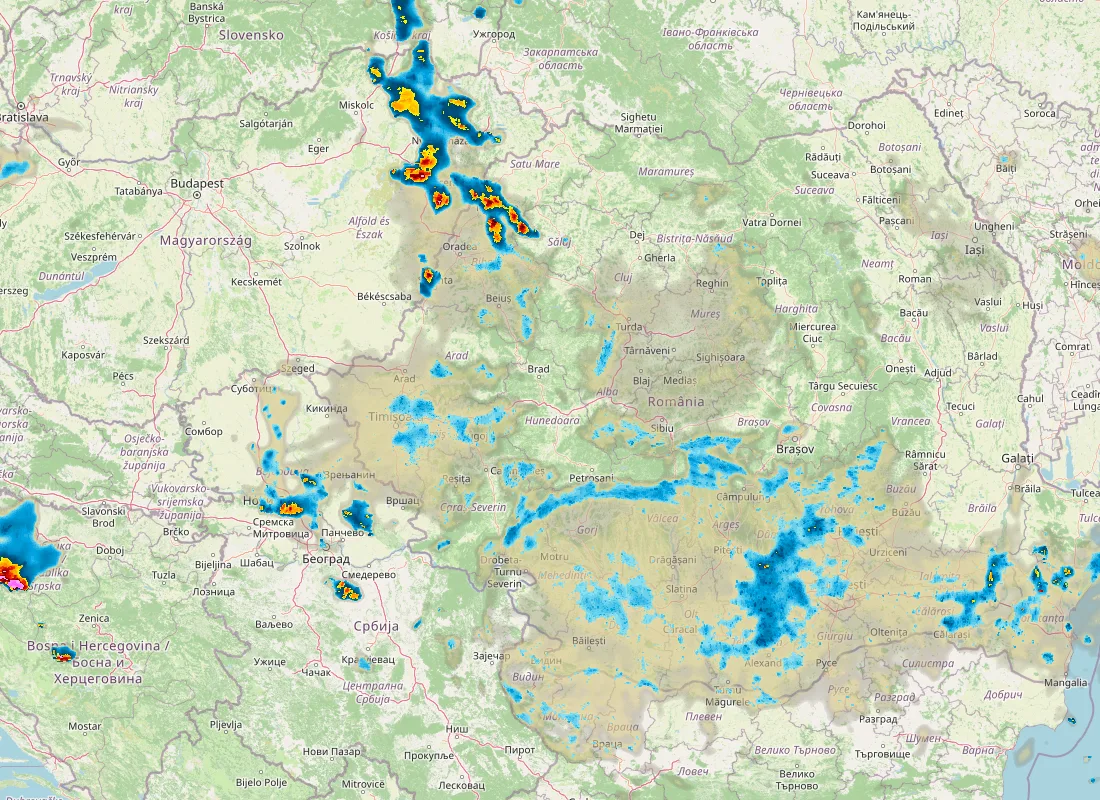 Hartă radar RainViewer cu precipitațiile din România pentru buletinul Meteo agricol România de la ora 05:00.