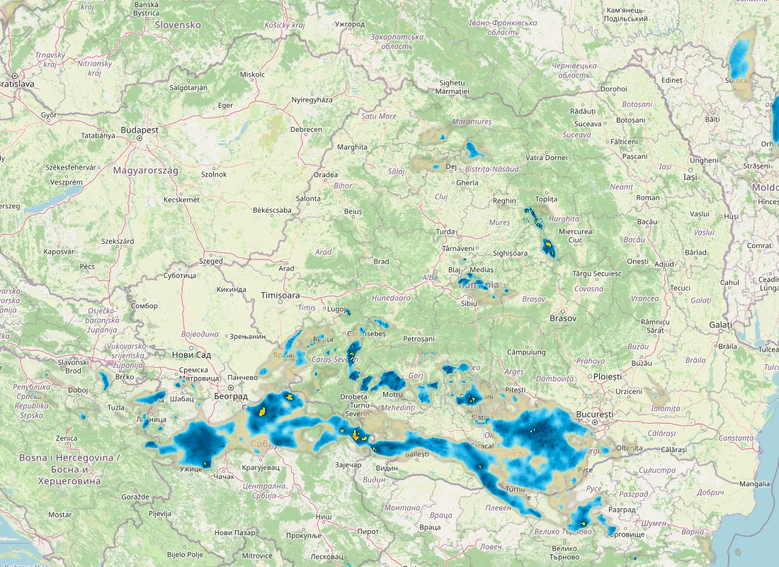 Hartă radar RainViewer cu precipitațiile din România pentru buletinul Meteo agricol România de la ora 05:00.