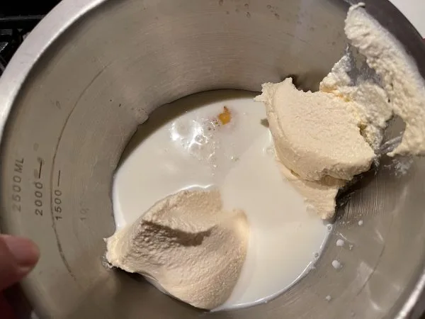 Ciorbă falsă de burtă cu Pleurotus și coadă de vită – Rețeta pregătită prin fierbere lentă