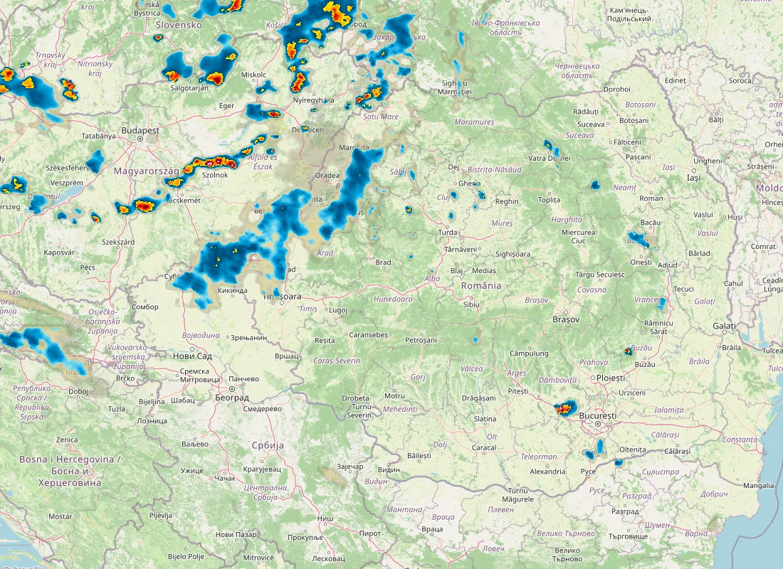 Hartă radar RainViewer cu precipitațiile din România pentru buletinul Meteo agricol România de la ora 18:00.