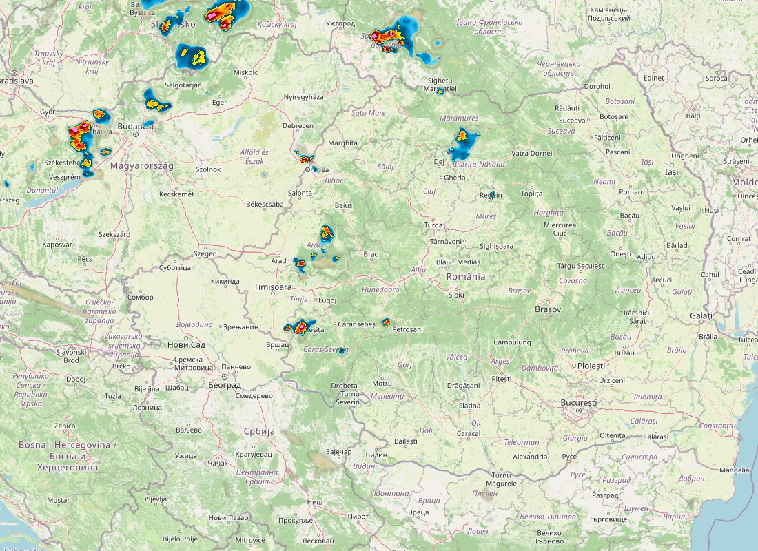 Hartă radar RainViewer cu precipitațiile din România pentru buletinul Meteo agricol România de la ora 18:00.