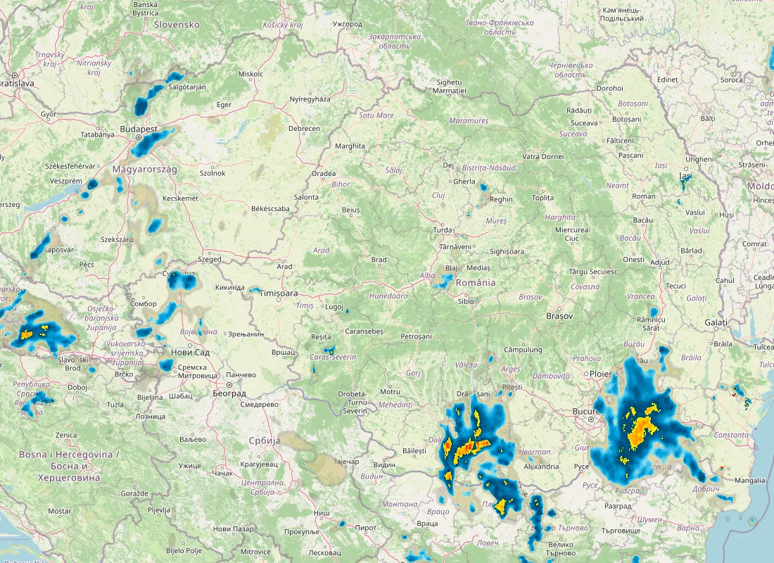 Hartă radar RainViewer cu precipitațiile din România pentru buletinul Meteo agricol România de la ora 18:00.