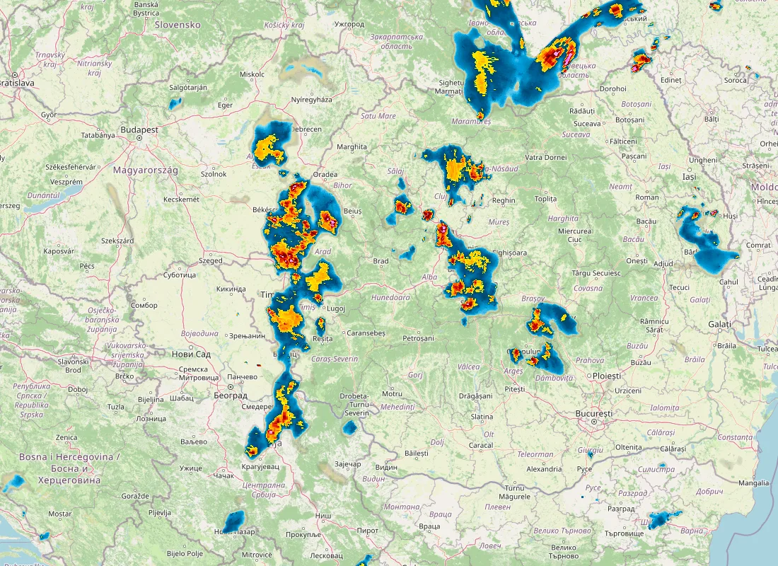 Hartă radar RainViewer cu precipitațiile din România pentru buletinul Meteo agricol România de la ora 21:00.