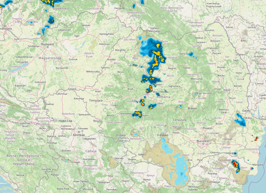 Hartă radar RainViewer cu precipitațiile din România pentru buletinul Meteo agricol România de la ora 21:00.