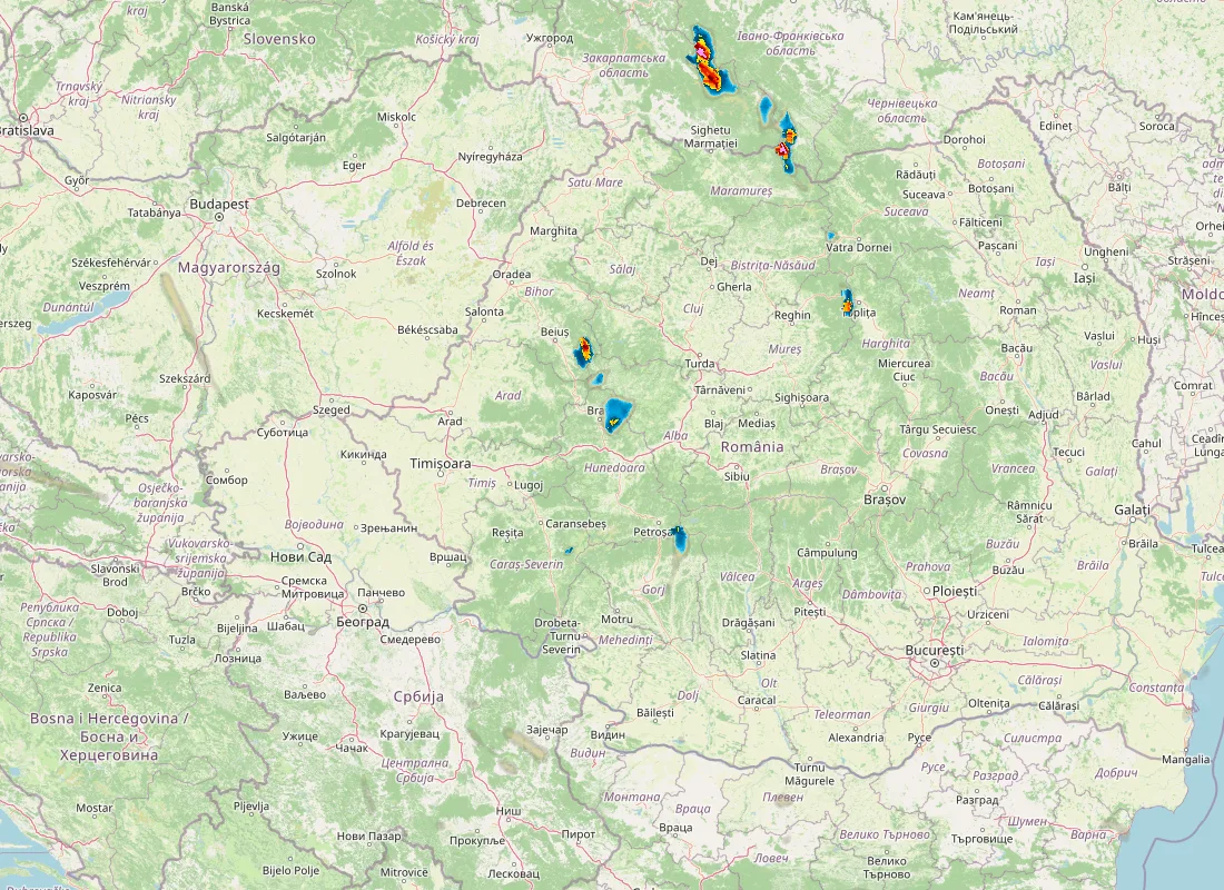Hartă radar RainViewer cu precipitațiile din România pentru buletinul Meteo agricol România de la ora 18:00.