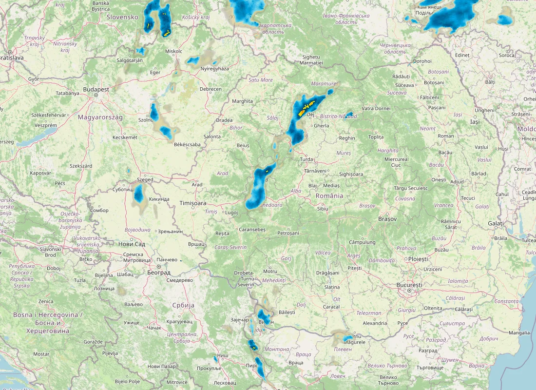 Hartă radar RainViewer cu precipitațiile din România pentru buletinul Meteo agricol România de la ora 05:00.