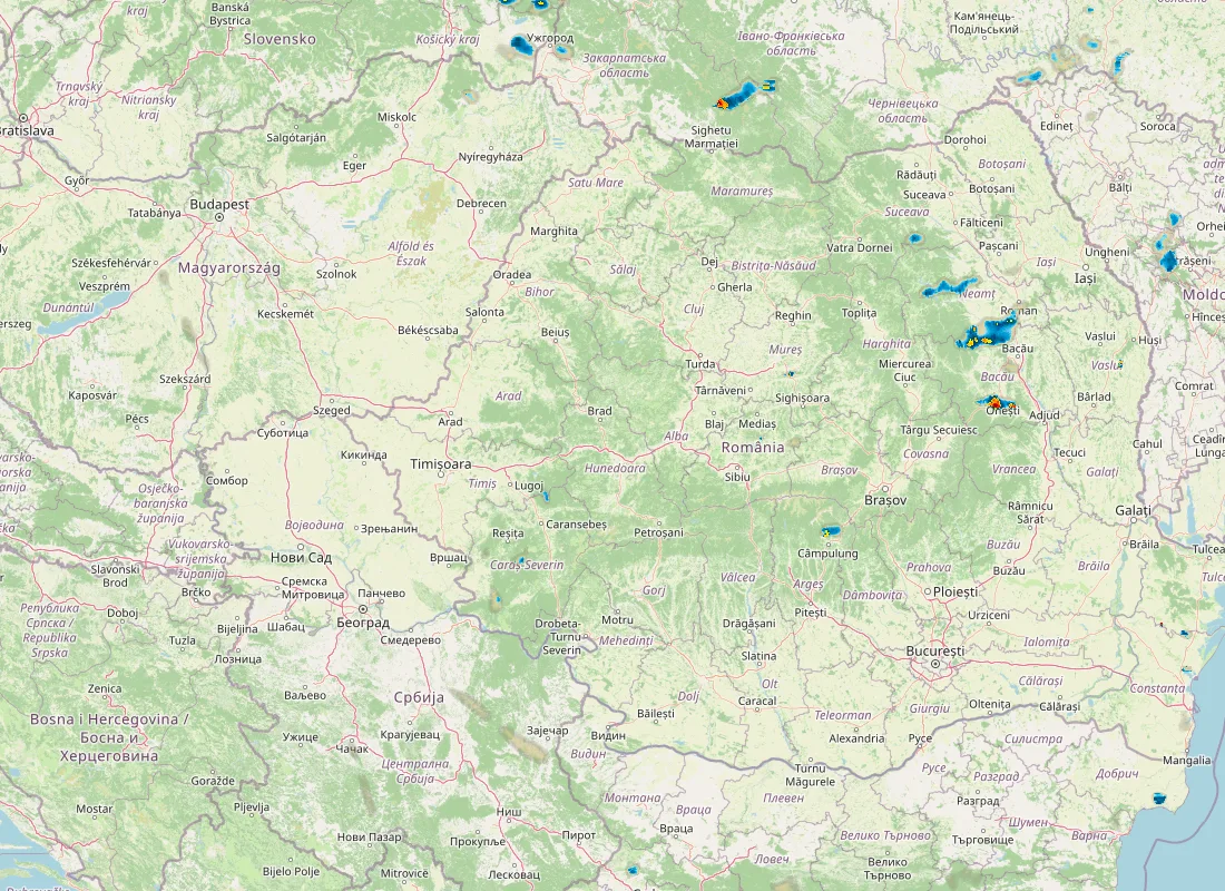 Hartă radar RainViewer cu precipitațiile din România pentru buletinul Meteo agricol România de la ora 18:00.