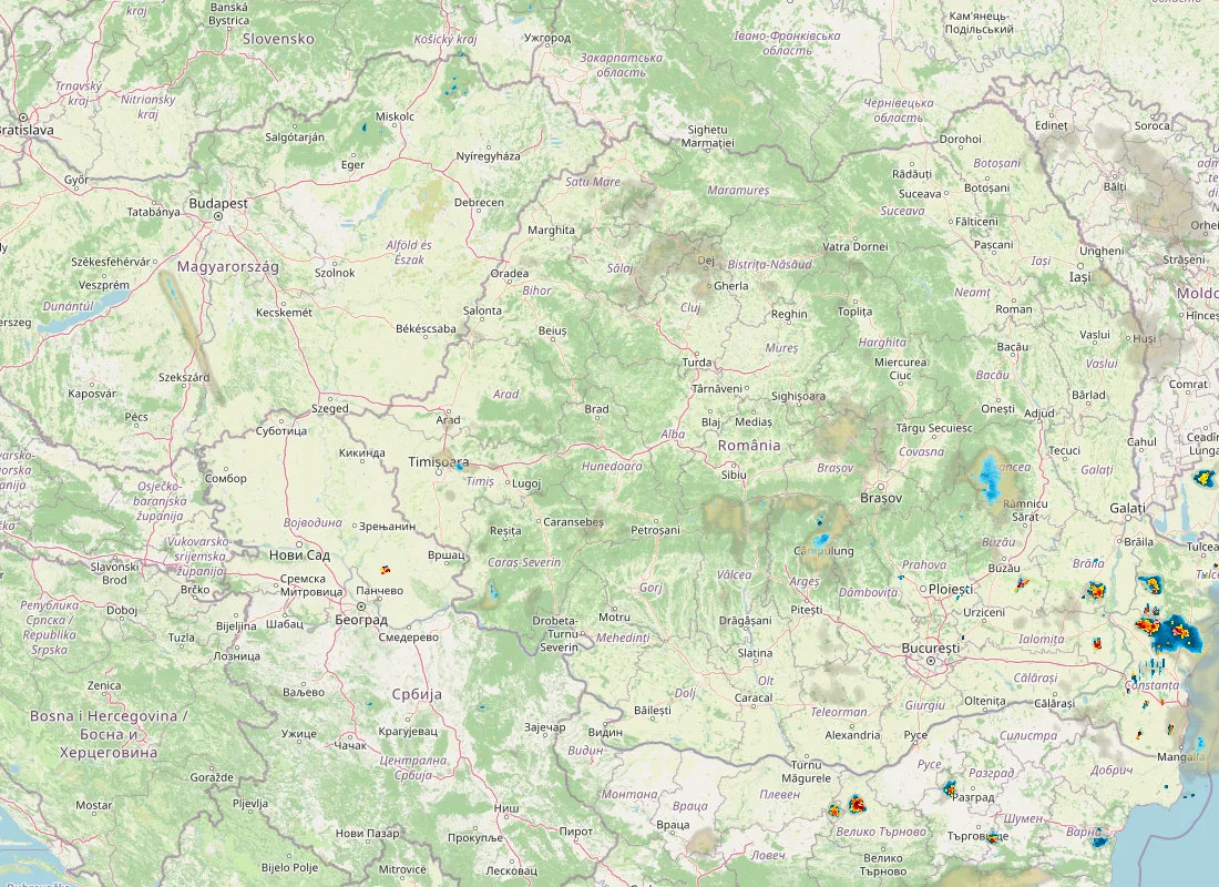 Hartă radar RainViewer cu precipitațiile din România pentru buletinul Meteo agricol România de la ora 05:00.