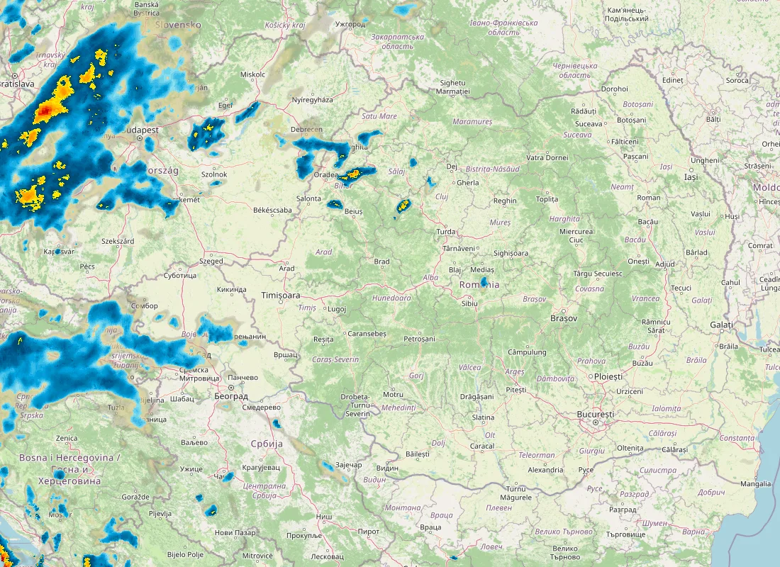 Hartă radar RainViewer cu precipitațiile din România pentru buletinul Meteo agricol România de la ora 18:00.