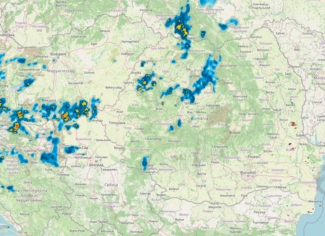 Hartă radar RainViewer cu precipitațiile din România pentru buletinul Meteo agricol România de la ora 05:00.