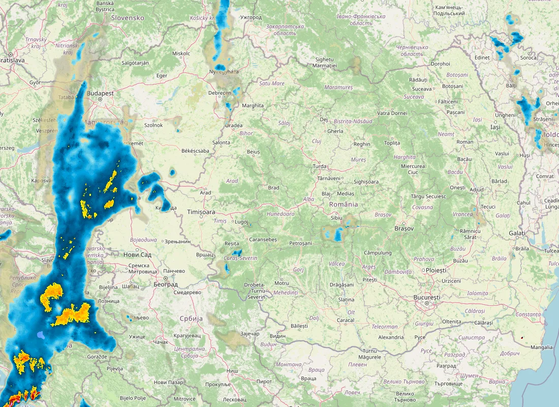 Hartă radar RainViewer cu precipitațiile din România pentru buletinul Meteo agricol România de la ora 21:00.