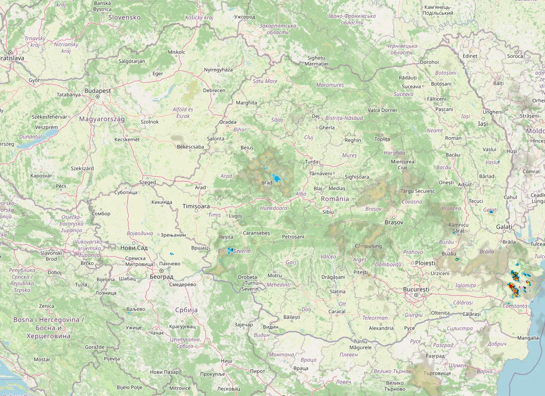 Hartă radar RainViewer cu precipitațiile din România pentru buletinul Meteo agricol România de la ora 05:00.